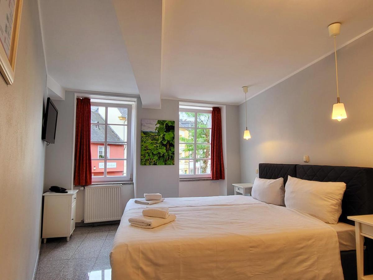 זארבורג Hotel Am Markt מראה חיצוני תמונה